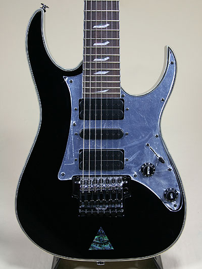 Ibanez UV777P Black..jpg